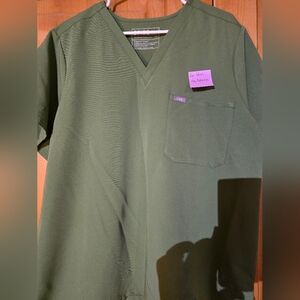 Figs XXL Fern Caterina scrub top